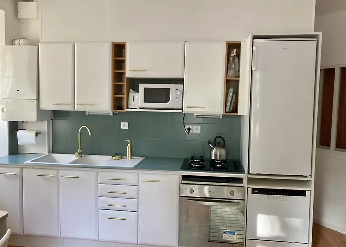 With Parking In Center *